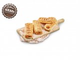 Hrenovka u lisnatom tijestu 100 g