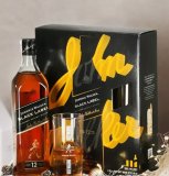 Whisky J. Walker Black Label + čaše 0,7 l