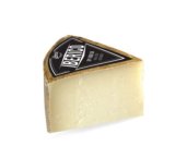 TVRDI SIR, 1/4 od kravljeg, ovčjeg i kozjeg mlijeka 1 kg