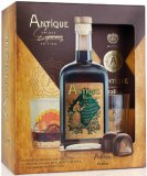 Liker Pelinkovac Antique 0,7 L + praline Antique + čaša