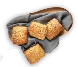 Domaće kukuruzno pecivo sa sjemenkama suncokreta