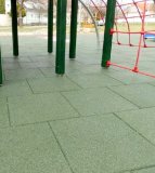 Gumirana ploča za dječje igralište