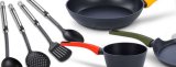 LONAC 16cm/ tava 24-28cm/ 4 žlice/ 4 daske za rezanje