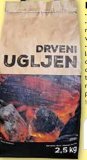 PLODINE Drveni ugljen • 100% drveni ugljen • za upotrebu na roštiljima različitih vrsta Već od A B C Aluminijski ovali A B C Jednokratne čaše u setu • više vrsta 1.29 € Već od 1.49 € do A B C GRE